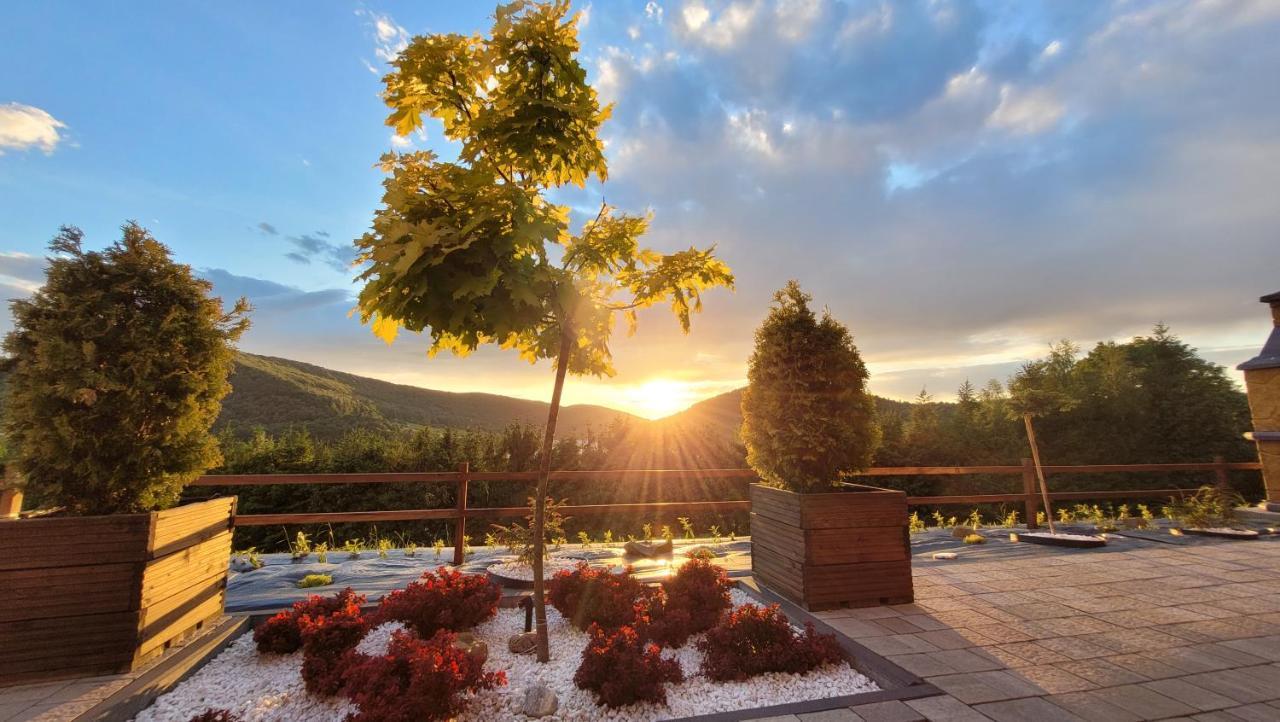 Chaty Na Cholewicy Domki Caloroczne Solina  Exteriör bild